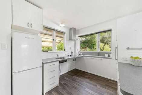 Photo of property in 132a Wyndham Road, Pinehaven, Upper Hutt, 5019