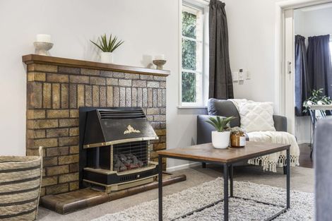 Photo of property in 34 Hillcrest Road, Hillcrest, Hamilton, 3216