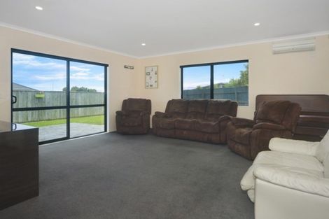 Photo of property in 15 Ludlam Way, Otaki, 5512