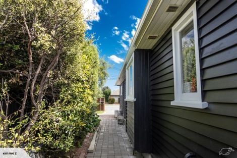 Photo of property in 6 Wittys Road, Avonhead, Christchurch, 8042