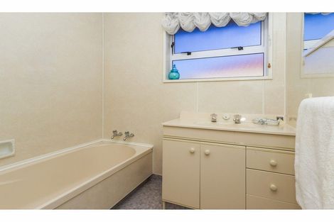 Photo of property in 24 Coleridge Place, Stoke, Nelson, 7011