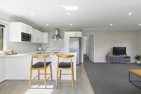 Photo of property in 17a Gloucester Street, Cannons Creek, Porirua, 5024