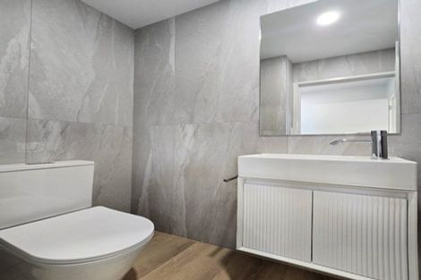 Photo of property in 16 Reiman Street, New Lynn, Auckland, 0600