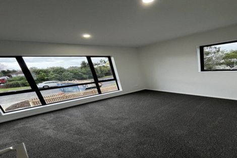 Photo of property in 18 Penfold Place, Henderson, Auckland, 0610