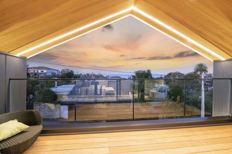 Photo of property in 47d Hastings Road, Mairangi Bay, Auckland, 0630