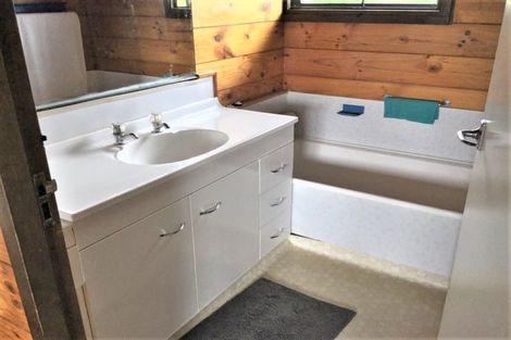 Photo of property in 48 Victory Street, Welcome Bay, Tauranga, 3112