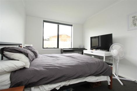 Photo of property in 9a Warwick Avenue, St Andrews, Hamilton, 3200