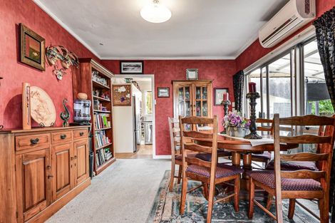 Photo of property in 92 Rimu Street, Maeroa, Hamilton, 3200