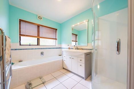 Photo of property in 11 Halladale Road, Papakowhai, Porirua, 5024