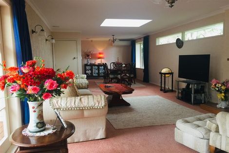 Photo of property in 141 Kawiu Road, Levin, 5510