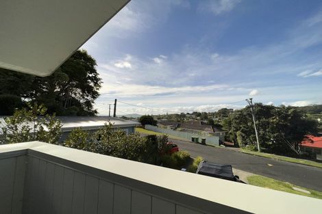Photo of property in 17a Wyoming Avenue, Murrays Bay, Auckland, 0630