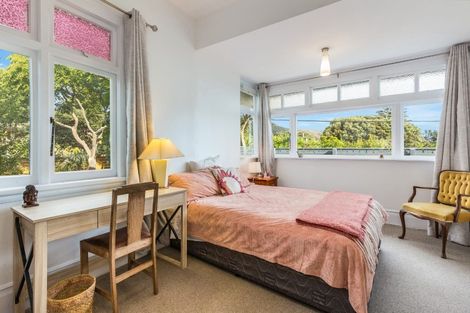 Photo of property in 137 Wellington Road, Paekakariki, 5034