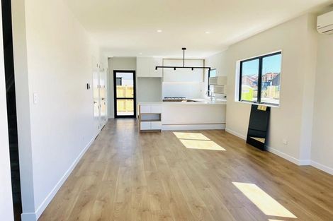 Photo of property in 53 Kaha Road, Papakura, 2110