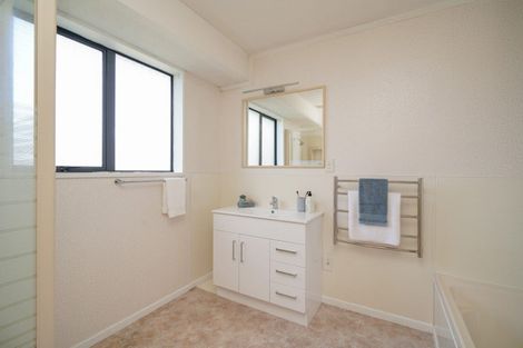 Photo of property in 132 Edinburgh Crescent, Waikiwi, Invercargill, 9810