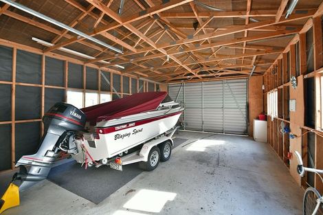 Photo of property in 119 Rosario Crescent, Red Beach, 0932