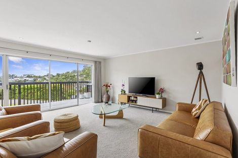 Photo of property in 26 Coromandel Crescent, Mairangi Bay, Auckland, 0630