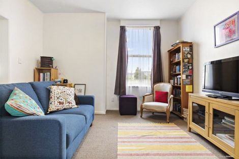 Photo of property in 1/57 Hawker Street, Mount Victoria, Wellington, 6011