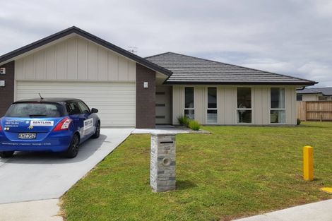 Photo of property in 4 Lakeside Terrace, Omokoroa, 3114