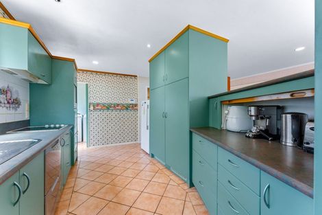 Photo of property in 10 Bonita Avenue, Stanmore Bay, Whangaparaoa, 0932
