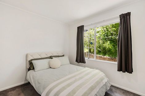 Photo of property in 6 Erskine Close, Island Bay, Wellington, 6023