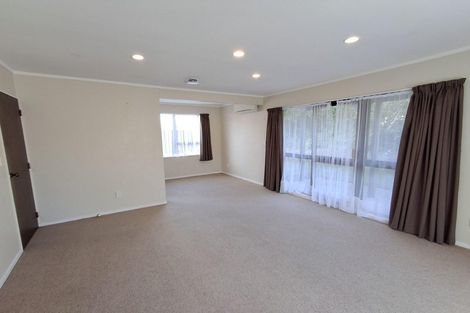 Photo of property in 2/53 Clifford Road, Johnsonville, Wellington, 6037