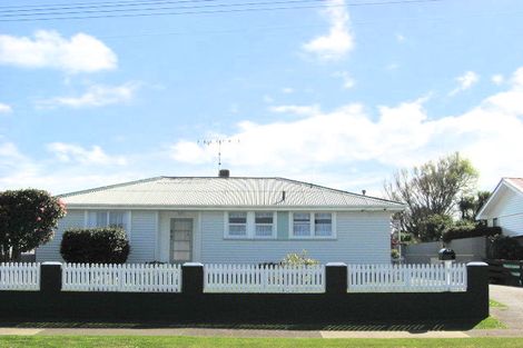 Photo of property in 24 Bennett Street, Gonville, Whanganui, 4501
