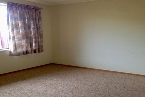 Photo of property in 6a Middlepark Road, Sockburn, Christchurch, 8042