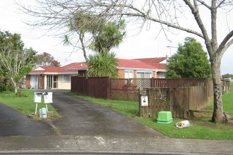 Photo of property in 2/12 Tangelo Place, Bucklands Beach, Auckland, 2012