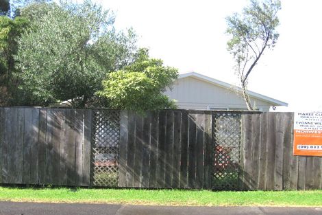 Photo of property in 18 Normandy Place, Henderson, Auckland, 0610