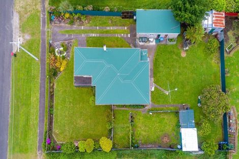 Photo of property in 24 Brassey Street, Waverley, 4510