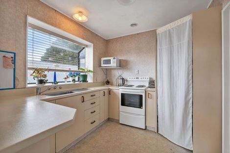 Photo of property in 11 Te Ngaere Place, Merrilands, New Plymouth, 4312