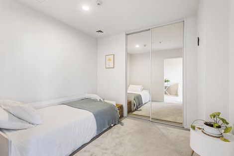 Photo of property in Shoal Haven Apartments, 408a/130 Anzac Street, Takapuna, Auckland, 0622