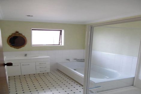 Photo of property in 6 Holsworthy Road, Lower Vogeltown, New Plymouth, 4310