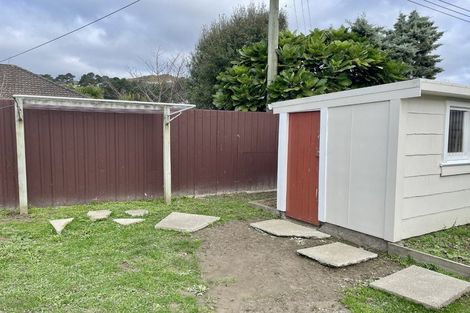 Photo of property in 211 Cambridge Terrace, Naenae, Lower Hutt, 5011