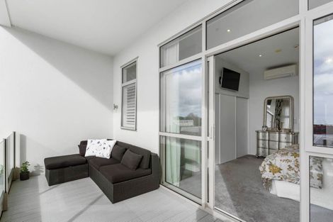 Photo of property in 215/24 Wellington Street, Howick, Auckland, 2014