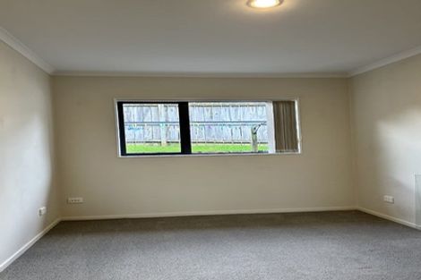 Photo of property in 54 Tiriwa Drive, Massey, Auckland, 0614