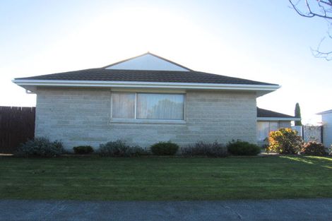 Photo of property in 80 John F Kennedy Drive, Milson, Palmerston North, 4414