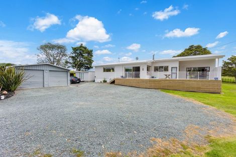 Photo of property in 3135 Kaipara Coast Highway, Glorit, Warkworth, 0984