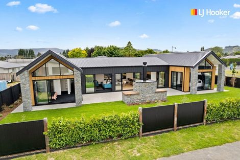 Photo of property in 36 Dundee Road, Mosgiel, 9024