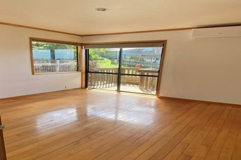 Photo of property in 2 Allender Drive, Torbay, Auckland, 0630