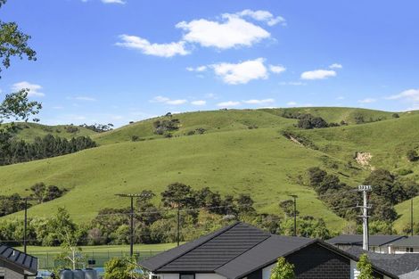 Photo of property in 10 Mahi Road, Helensville, 0800