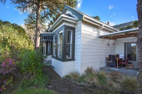 Photo of property in 14 Wanaka Street, Ravensbourne, Dunedin, 9022