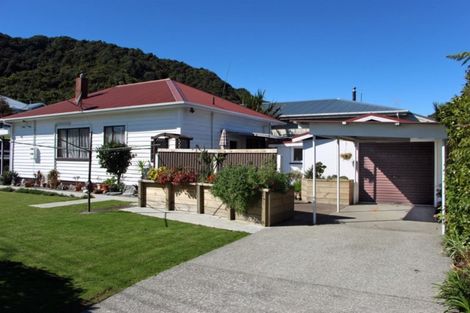Photo of property in 140 Bright Street, Cobden, Greymouth, 7802