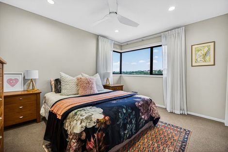 Photo of property in 1 Bella Vista Drive, Gulf Harbour, Whangaparaoa, 0930