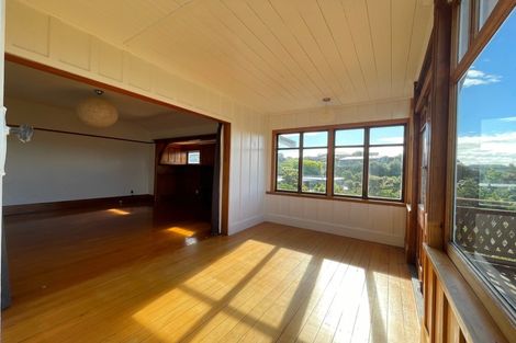 Photo of property in 62 Hackthorne Road, Cashmere, Christchurch, 8022