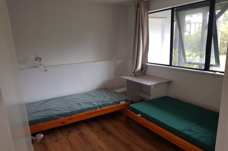 Photo of property in 68 Reelick Avenue, Pakuranga Heights, Auckland, 2010