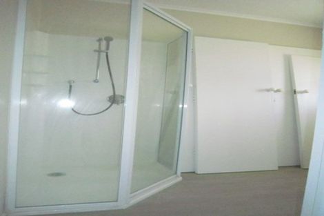 Photo of property in 206 Edmonton Road, Te Atatu South, Auckland, 0610