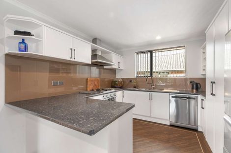 Photo of property in 52 Kaiwaka Road, Waiuku, 2123