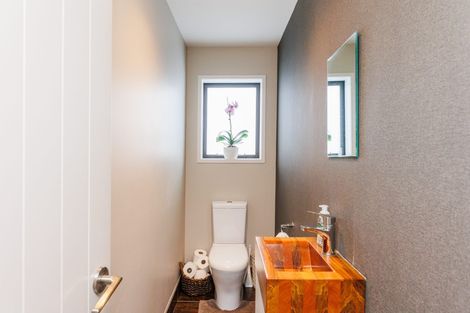 Photo of property in 51 Ruapehu Drive, Fitzherbert, Palmerston North, 4410