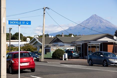 Photo of property in 23a Sackville Street, Martinborough, 5711